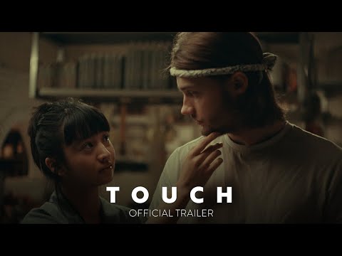 Trailer thumbnail